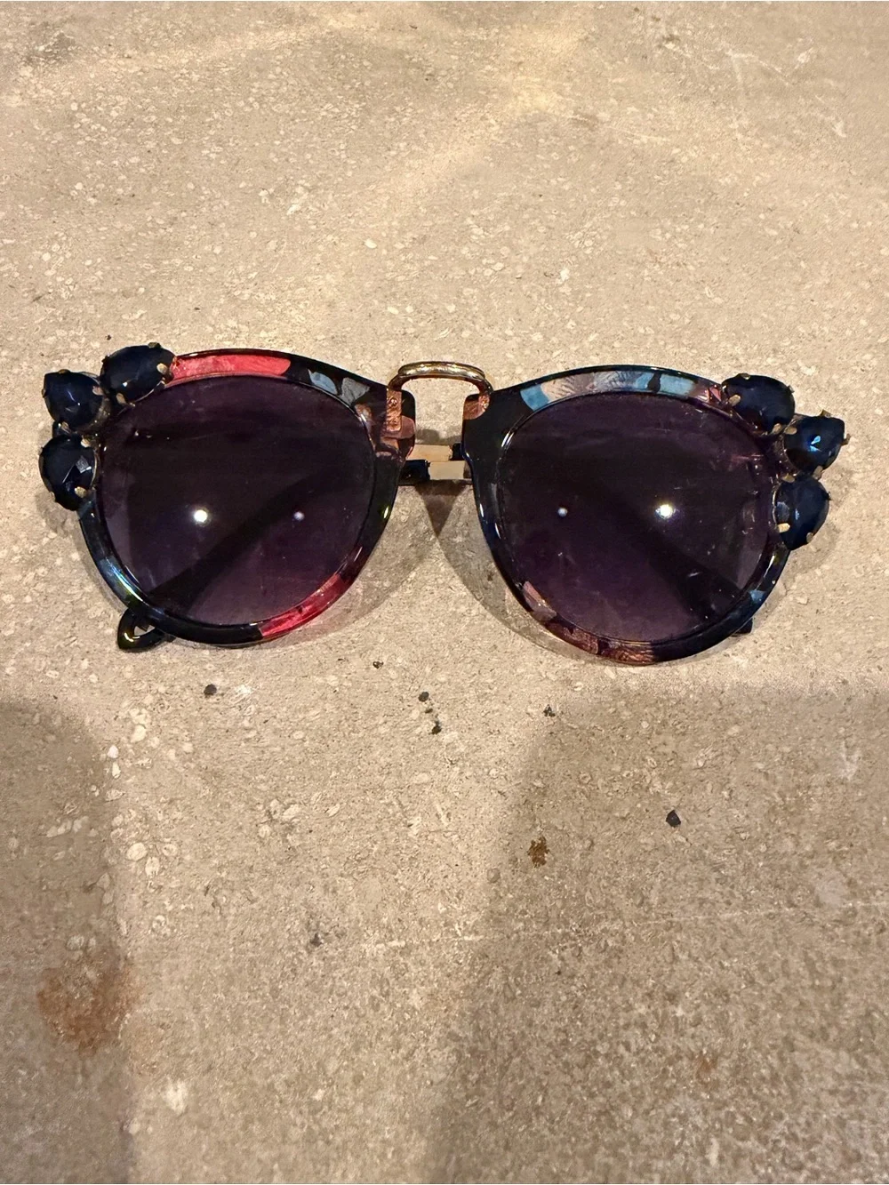 Embellished Round Sunglasses with Multicolor Frame